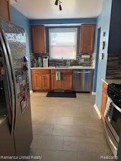 1530 Etowah Ave - Photo 2 of 14