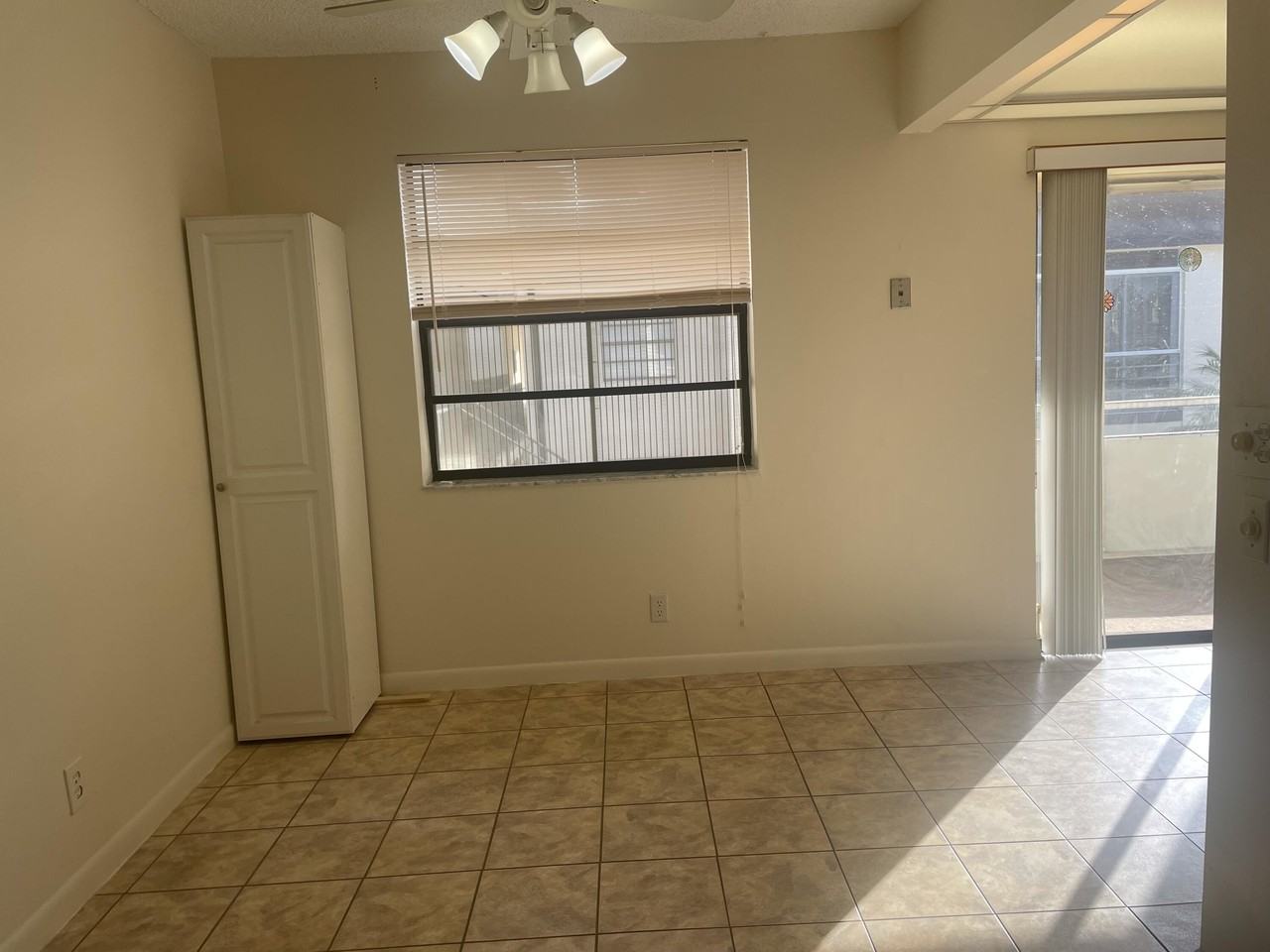 83 Capri B #B - Photo 7 of 26