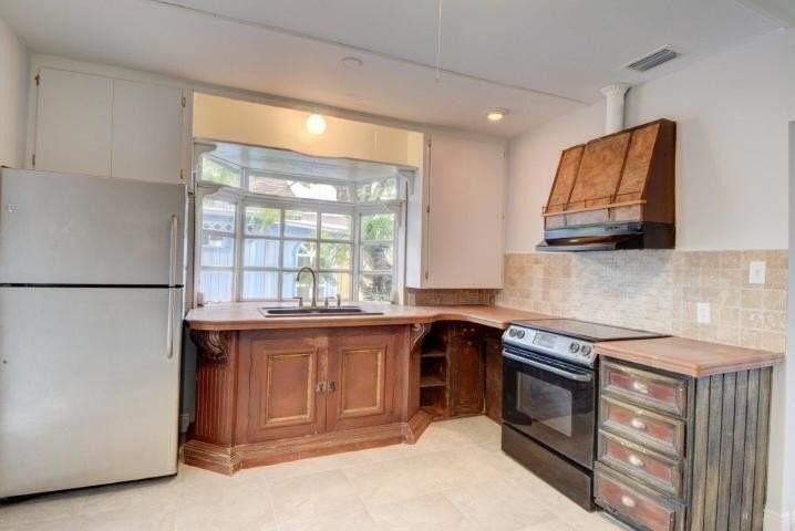 714 W Lakewood Rd #A - Photo 6 of 20