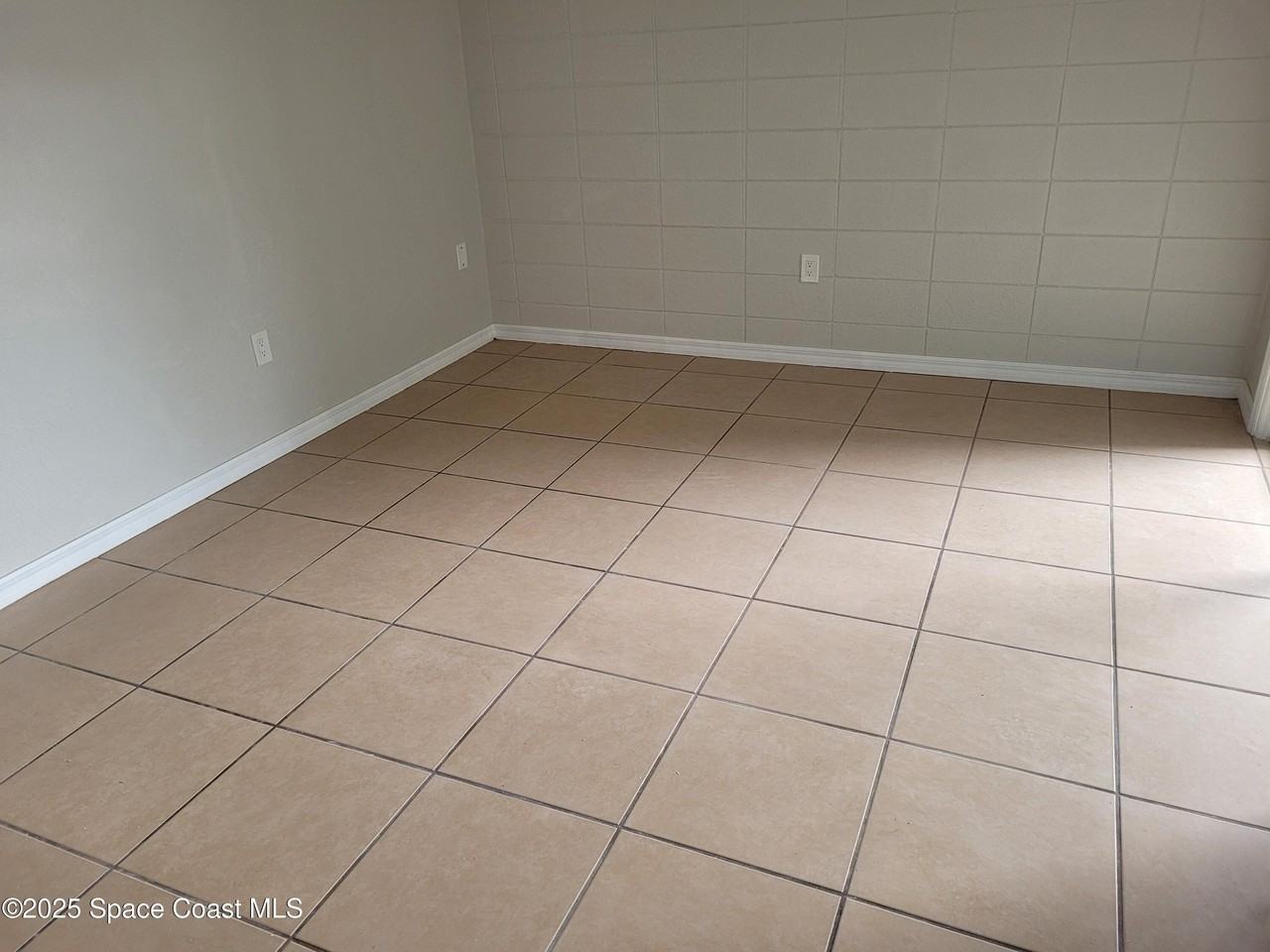 130 Bougainvillea Dr #15 - Photo 7 of 7