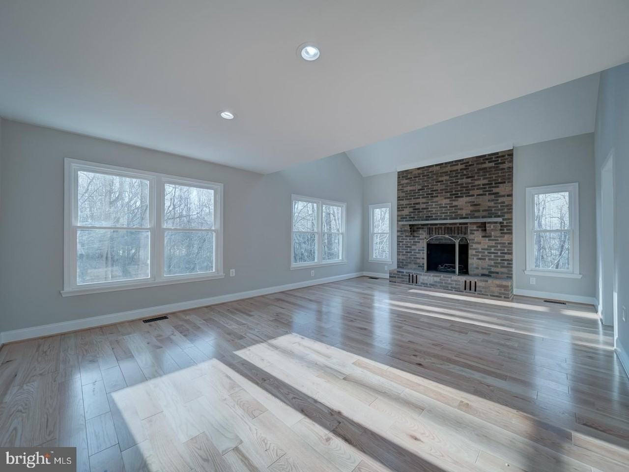 4432 Indigo Ln - Photo 7 of 50