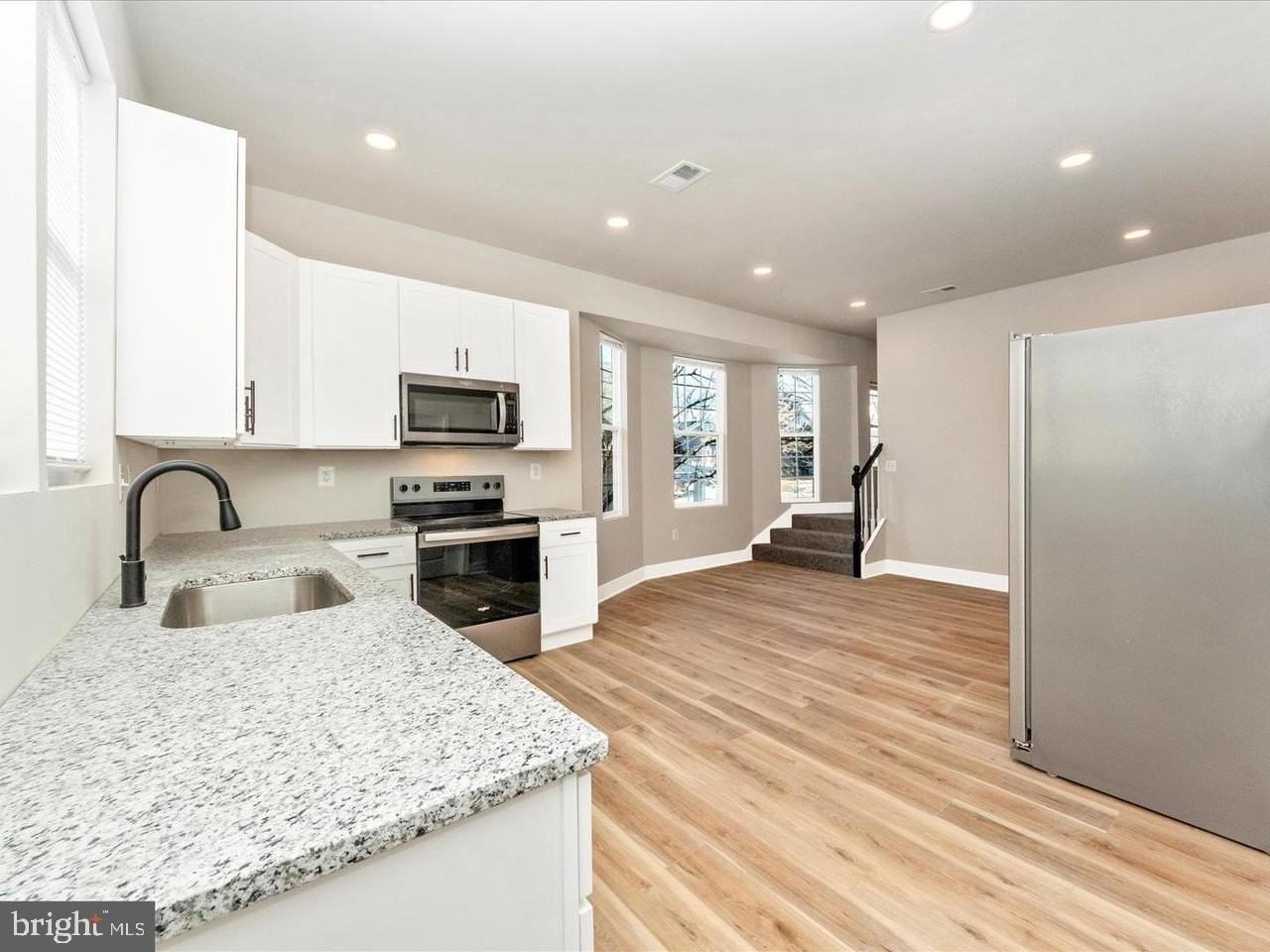 2919 Woodland Ave - Photo 5 of 25