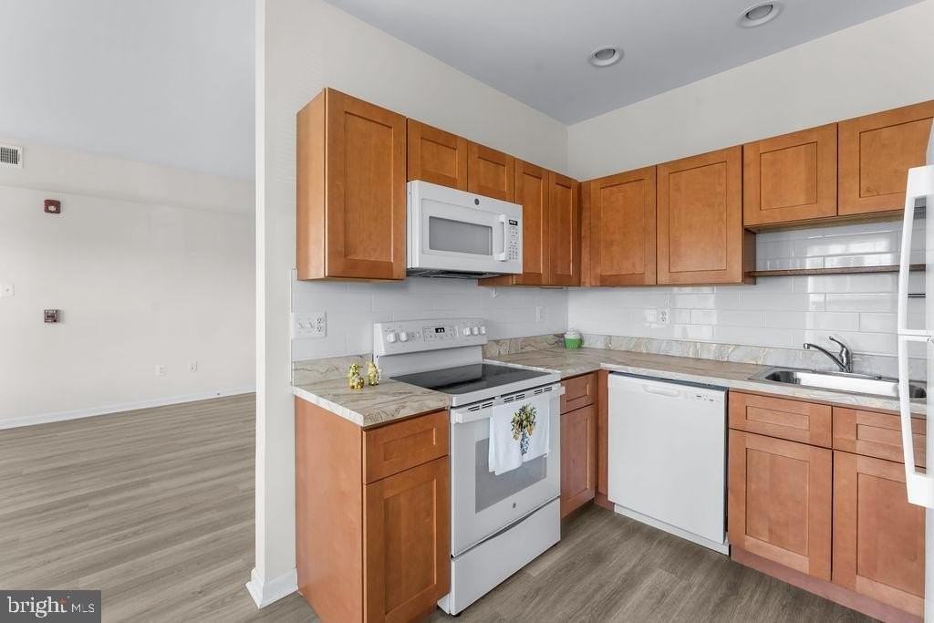 3542 Worthington Blvd Unit 301 #301 - Photo 7 of 22