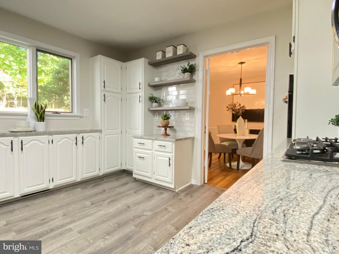 11509 Parkedge Drive - Photo 4 of 41