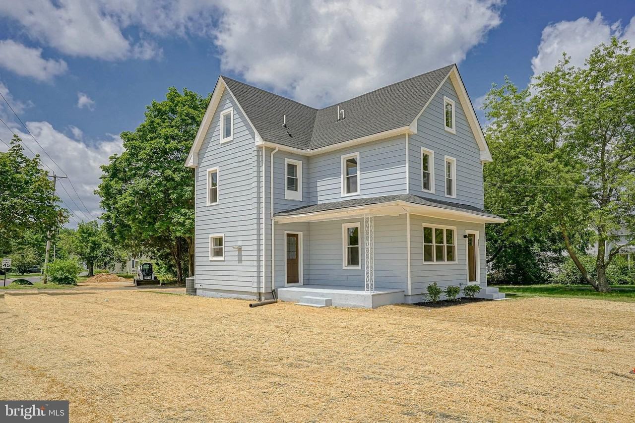 501 Sicklerville Road - Photo 3 of 36