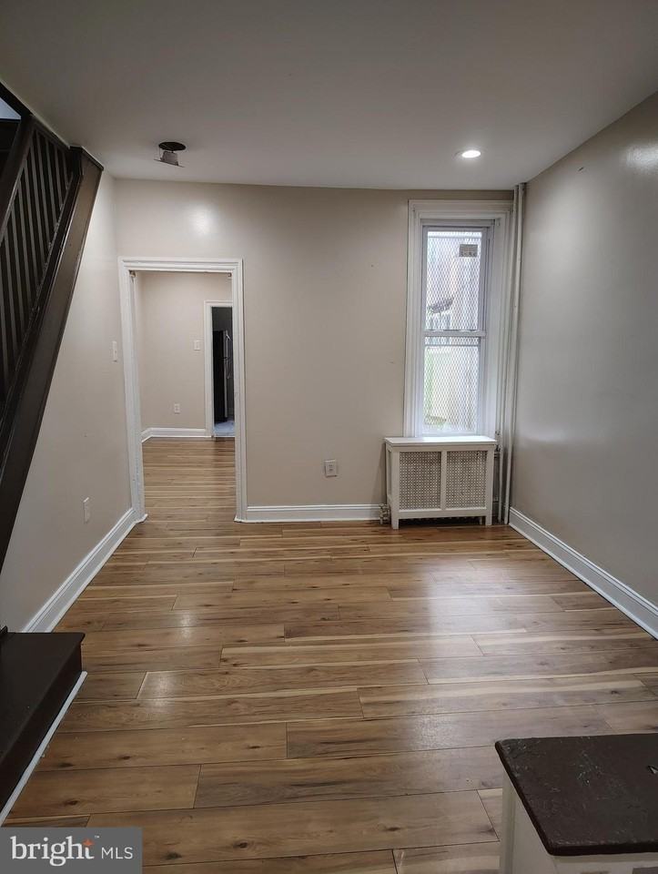 4363 Wayne Avenue - Photo 2 of 11