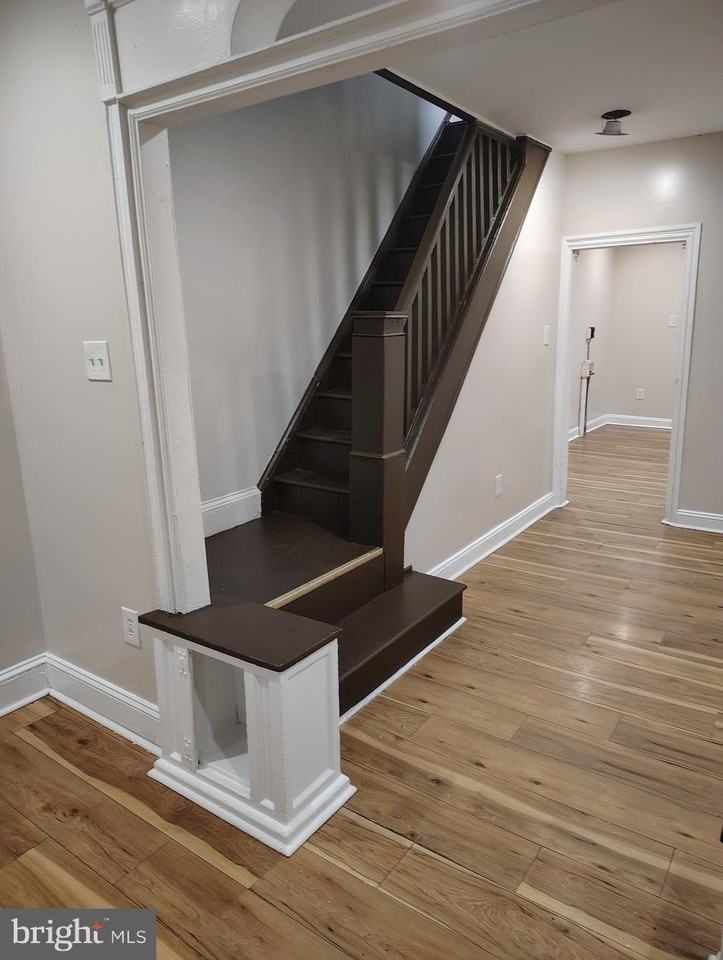 4363 Wayne Avenue - Photo 6 of 11