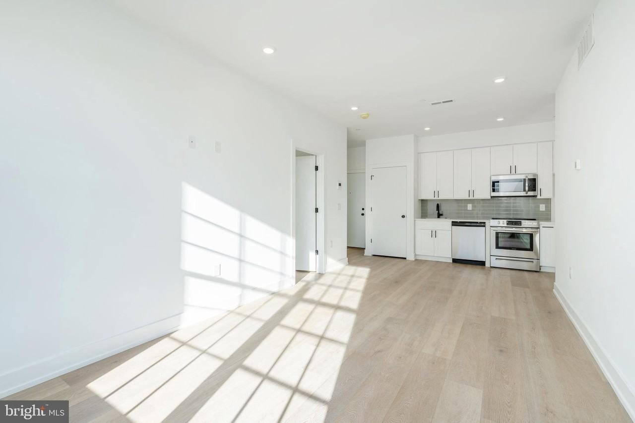 2002 Frankford Ave Unit 2f #2F - Photo 2 of 20