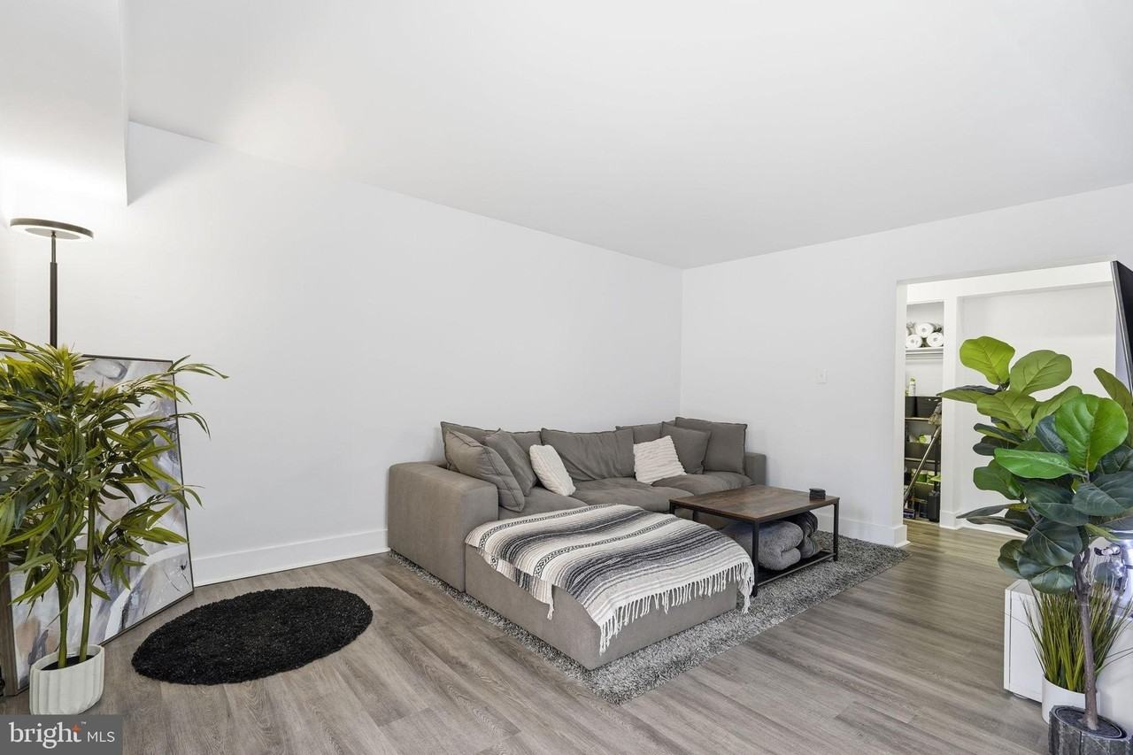 11647 Stoneview Sq Unit 88/2b #88-2B - Photo 3 of 25