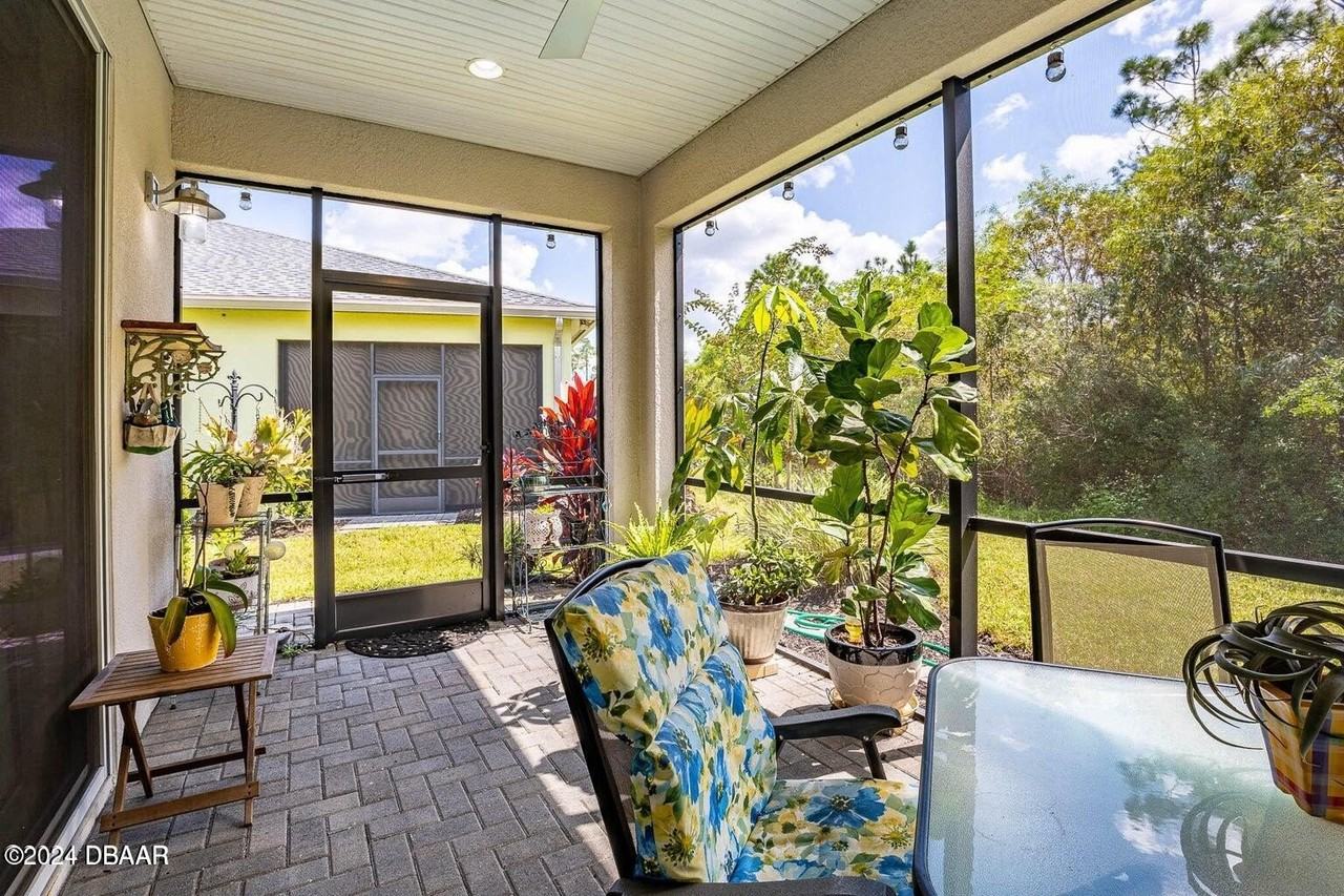 270 Coral Reef Way - Photo 3 of 49