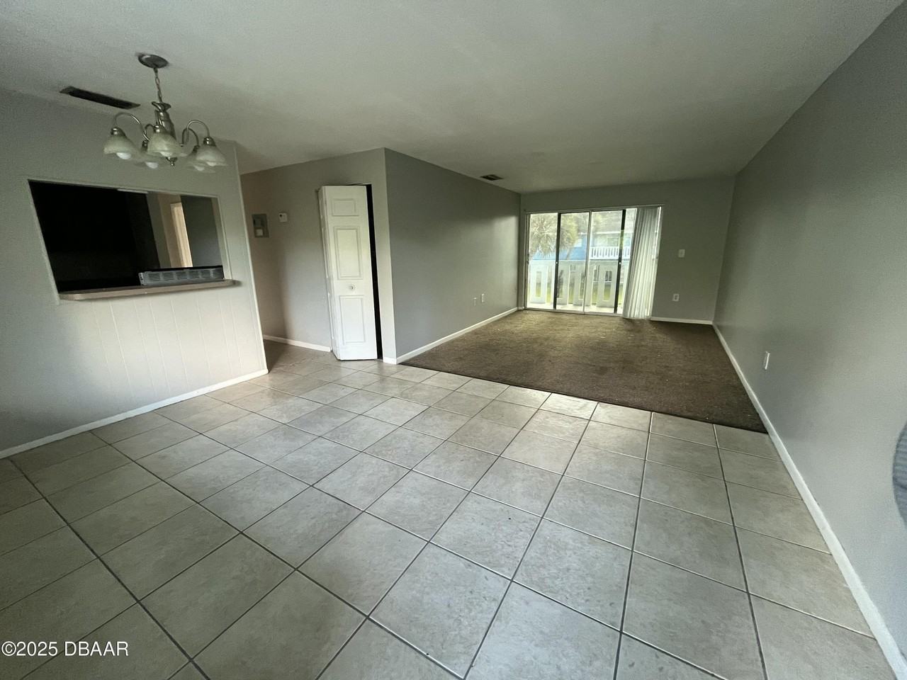 1850 South Park Avenue #C7 - Photo 5 of 14