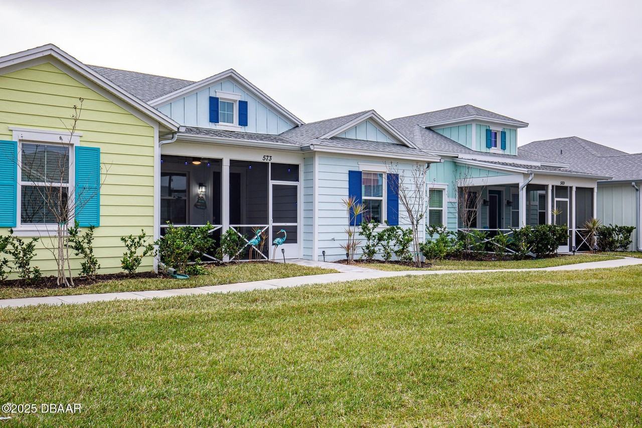 573 High Tide Lane - Photo 4 of 50