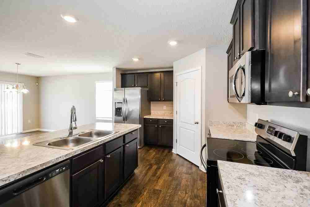 2278 Pebble Point Dr - Photo 6 of 16