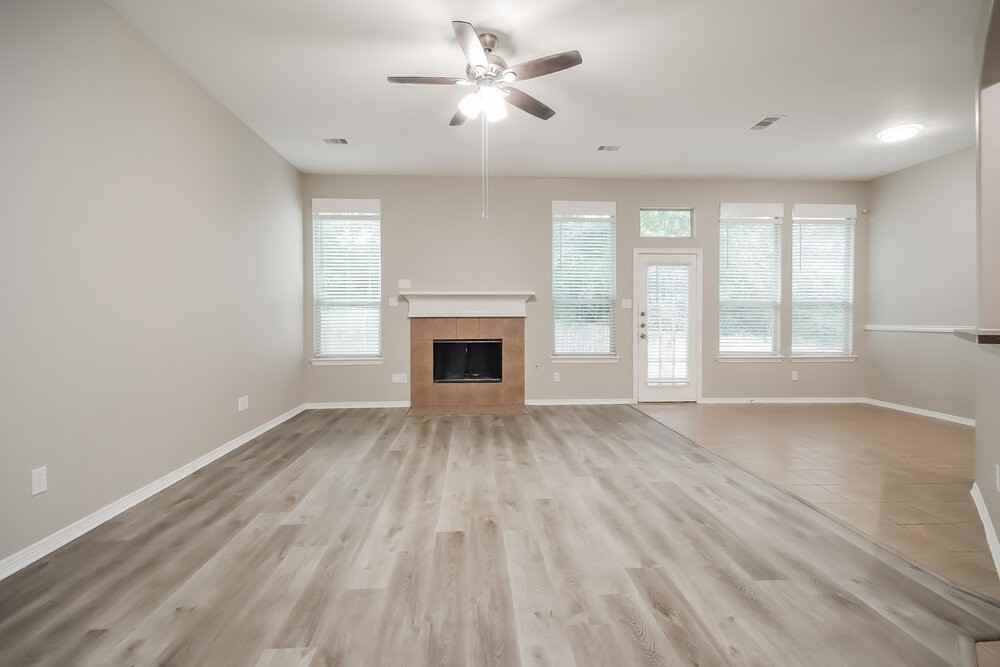 2309 Highland Crossing Dr - Photo 3 of 16