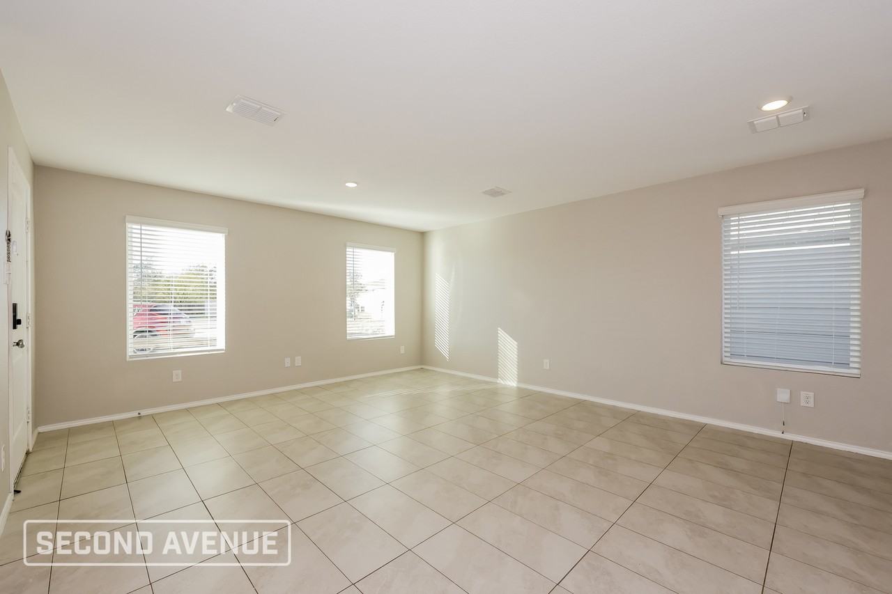 8724 Texas Risinger Drive - Photo 5 of 28