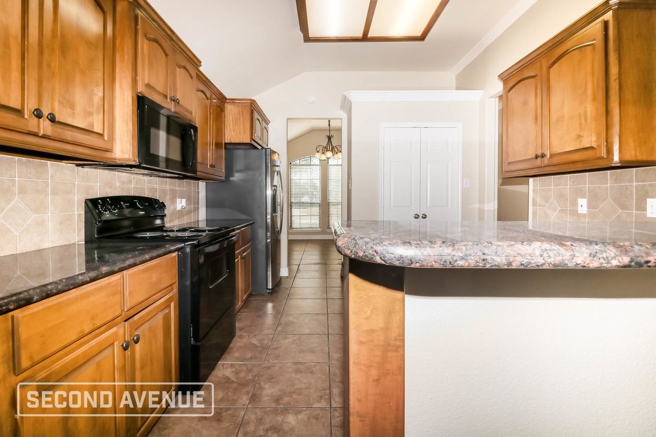 6638 Cousteau Ln - Photo 7 of 28