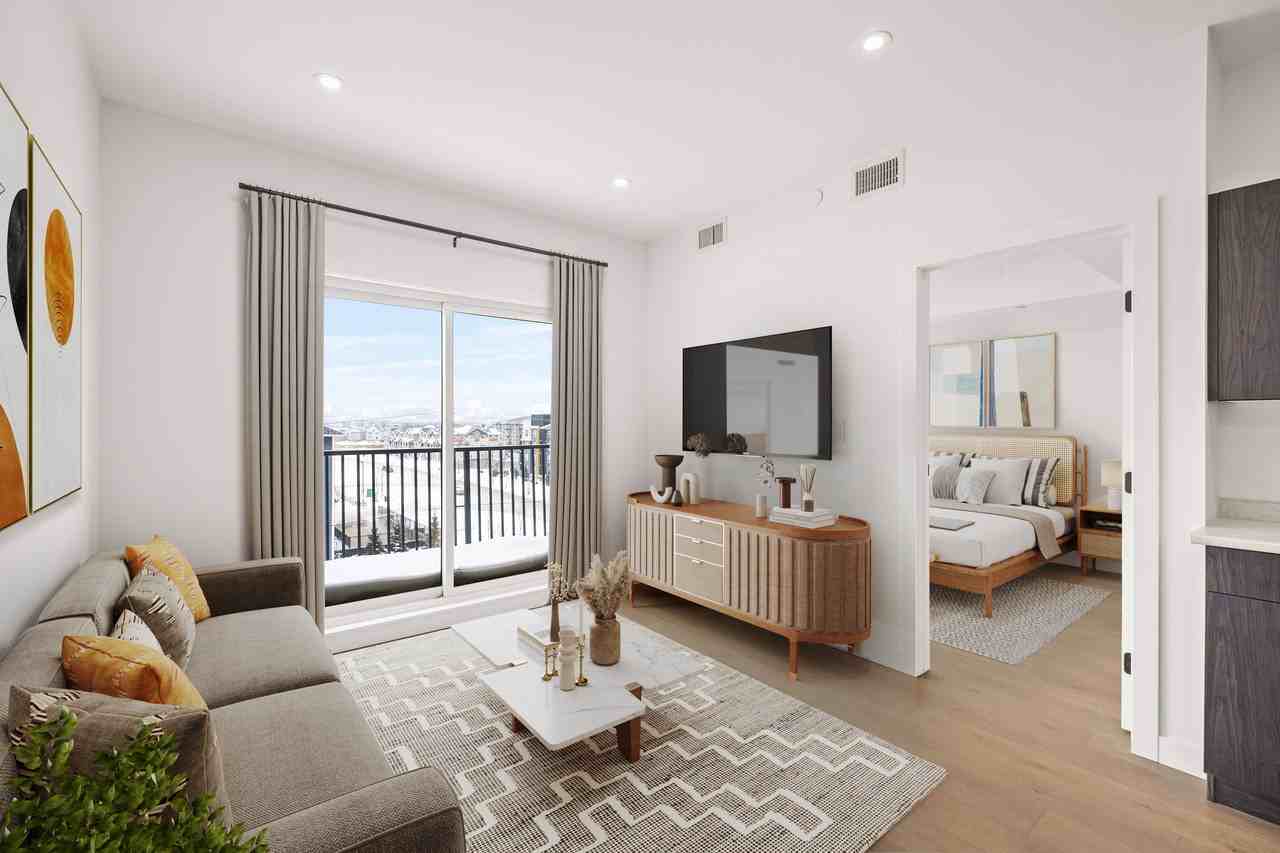 225 Peguis Street - Photo 3 of 18