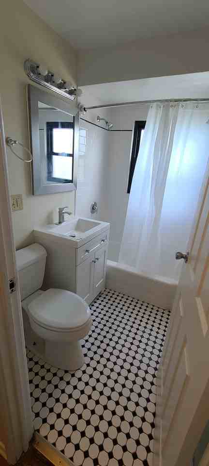 W Sherwin Ave & N Ashland Ave - Photo 7 of 8