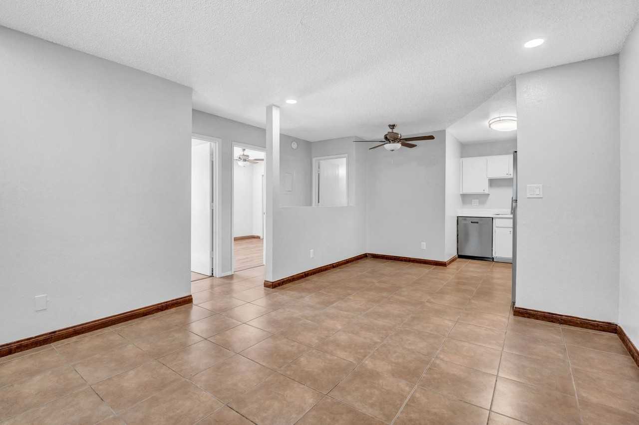 Fountain Oaks Apartments - Photo 6 of 50