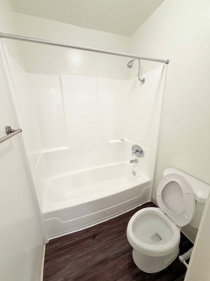 171 Mariposa Apartments - Photo 5 of 7