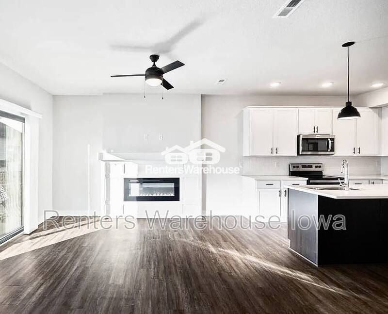 3652 Ne Marissa Ln - Photo 4 of 17