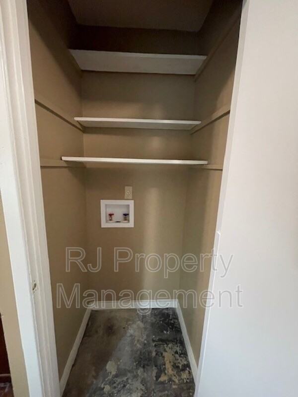 3432 Powell Ave - Photo 6 of 13