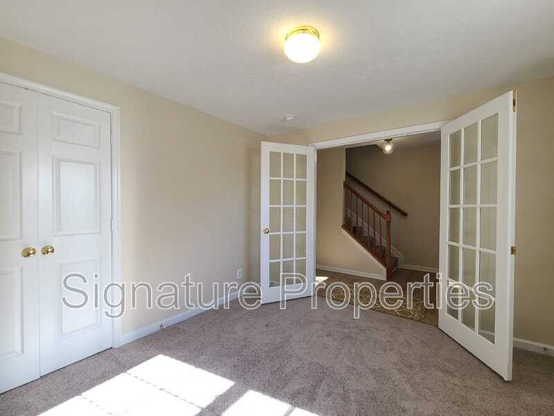 106 Regina Ln - Photo 4 of 31