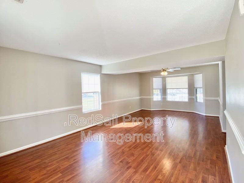 603 Cristal Dr - Photo 3 of 27