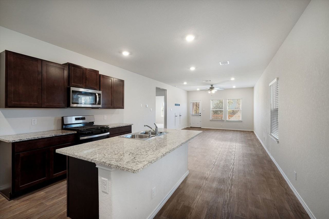 1250 Yellow Warbler Run - Photo 3 of 21