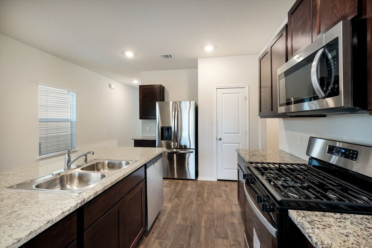 1250 Yellow Warbler Run - Photo 5 of 21