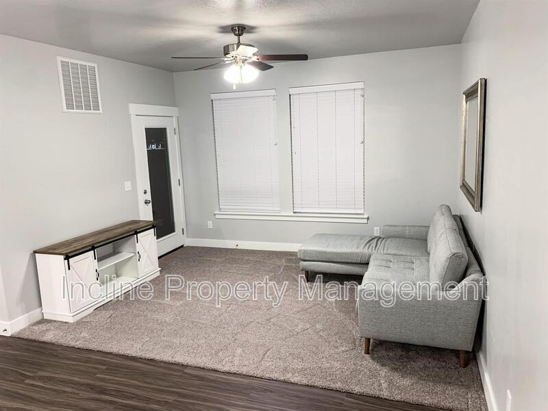 3795 South Parkway Lane #202 - Photo 3 of 9