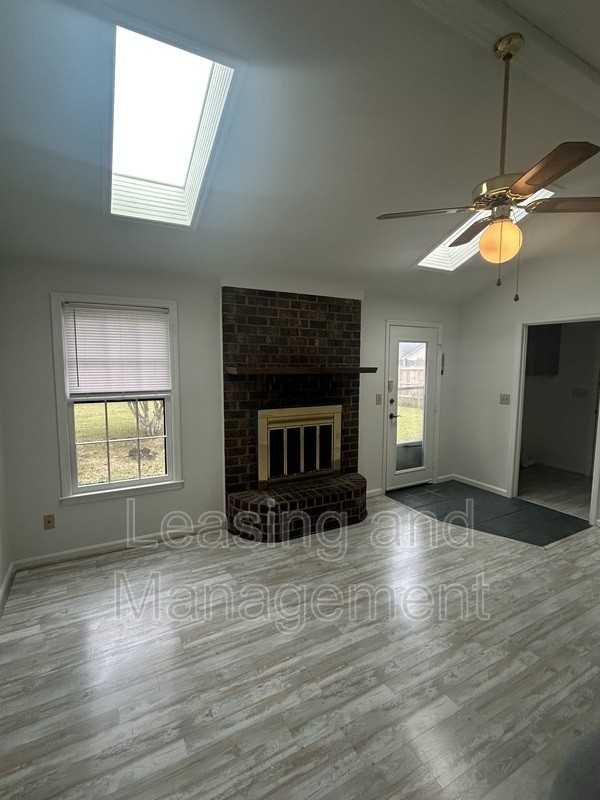 7744 Rosin Dr - Photo 3 of 33