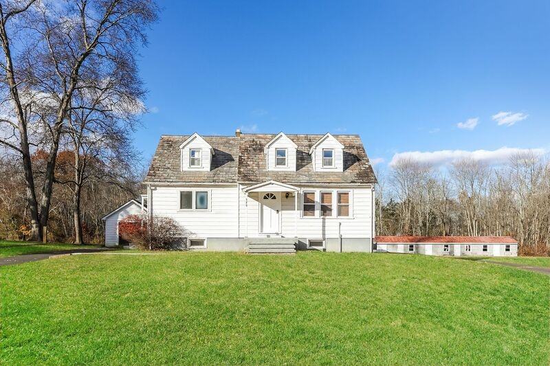 525 Lonely Cottage Rd - Photo 2 of 23