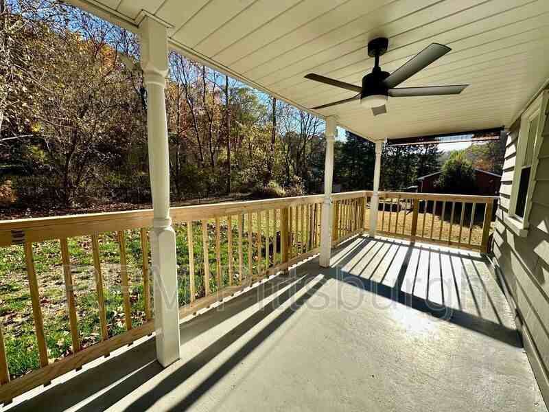 208 Bridge Street - Photo 6 of 17