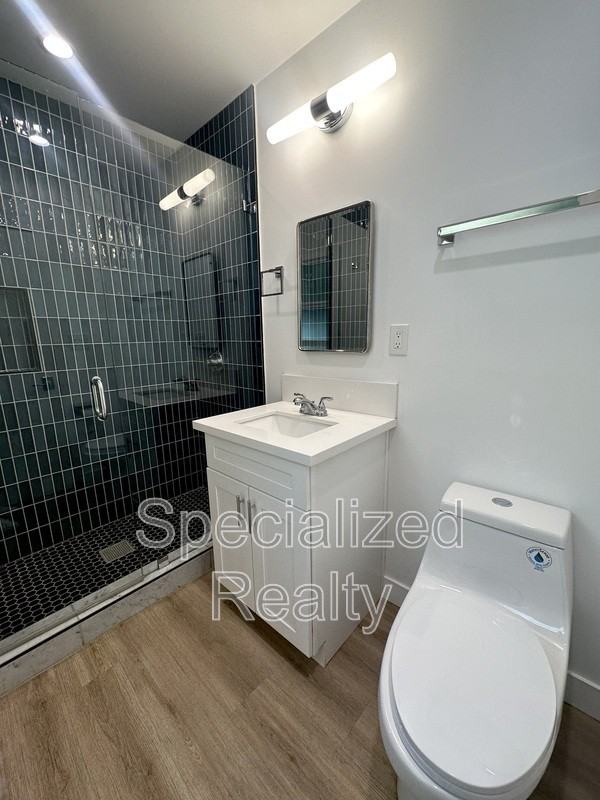 438 Arden Ave #B - Photo 6 of 6