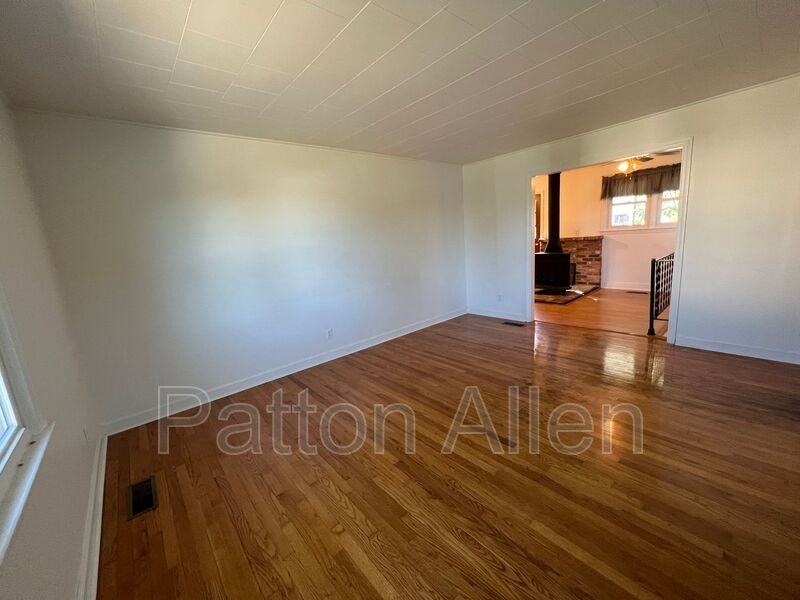 120 Cedar Hill Rd - Photo 3 of 29