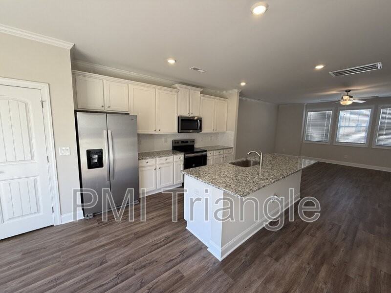 5322 River Reach Drive - Photo 7 of 20