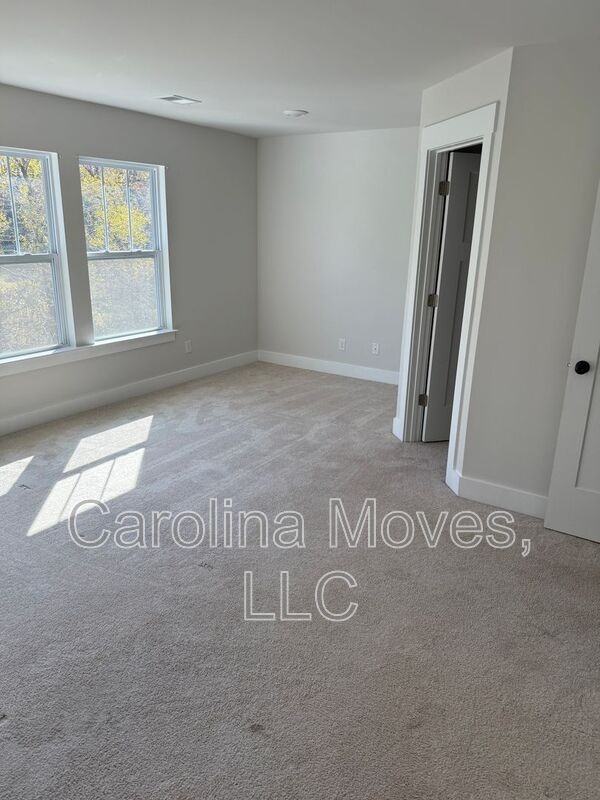 1067 Millison Pl - Photo 7 of 16