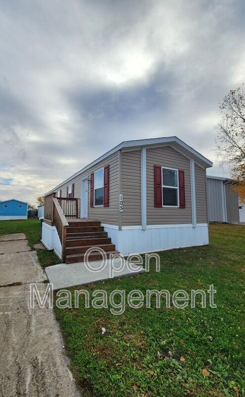 511 E 1st St - Photo 4 of 13