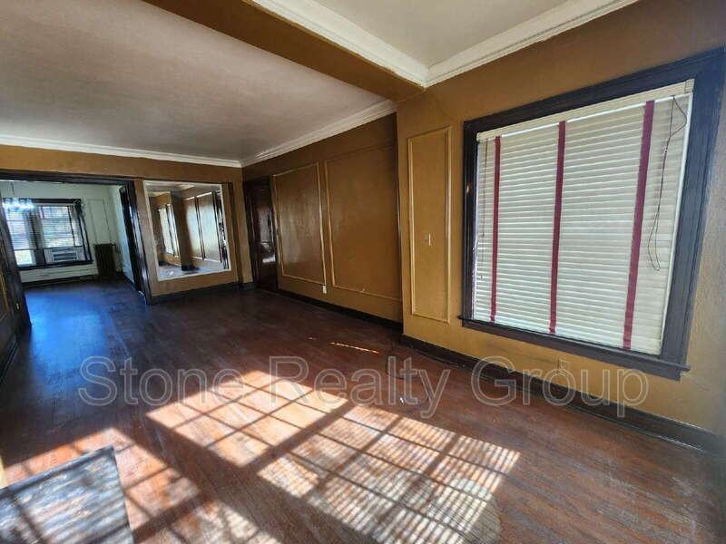 525 S 6th St #15 - Photo 3 of 10