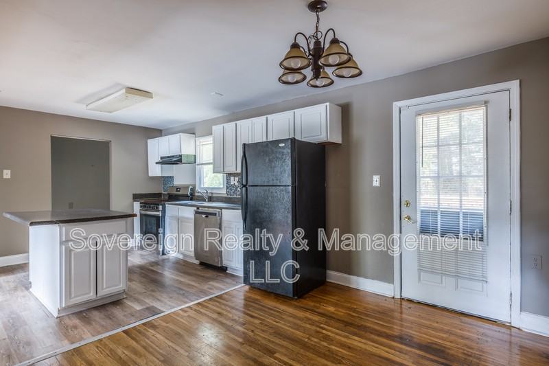 2833 Cardo Dr Nw - Photo 4 of 24