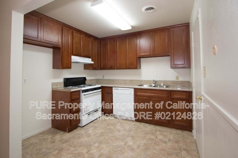 300 Montrose Dr Apt A - Photo 3 of 12