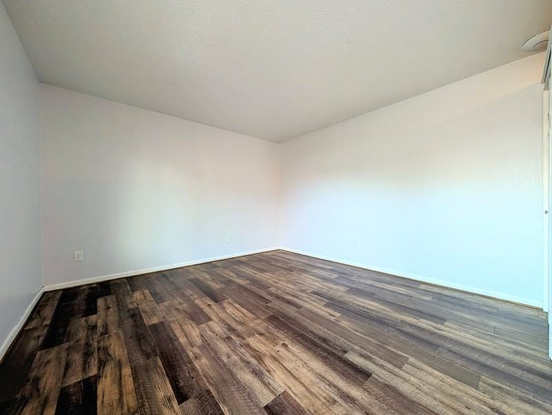 1010 Washington St - Photo 3 of 11
