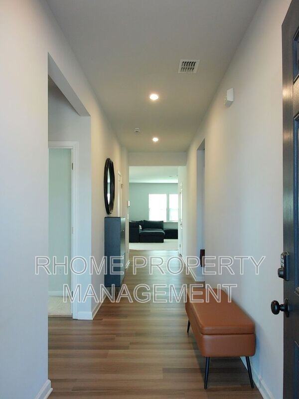 3026 Birdsong Ave - Photo 2 of 40