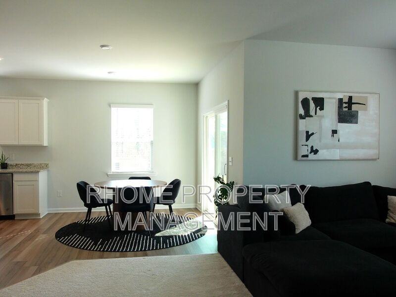 3026 Birdsong Ave - Photo 4 of 40