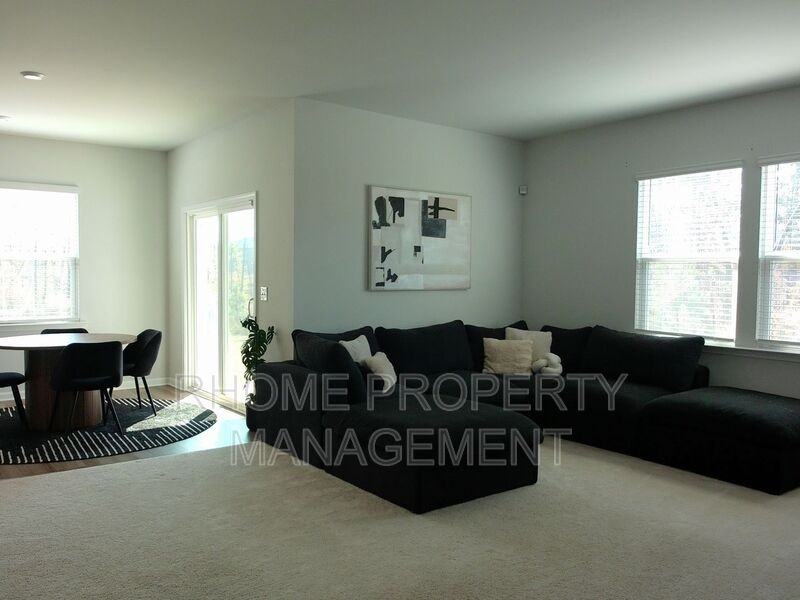 3026 Birdsong Ave - Photo 5 of 40