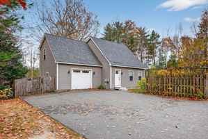 featured image of 18 Lilac Ln