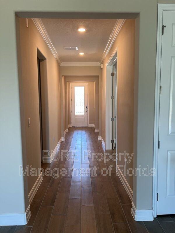 5352 Nw 33rd Pl - Photo 3 of 40