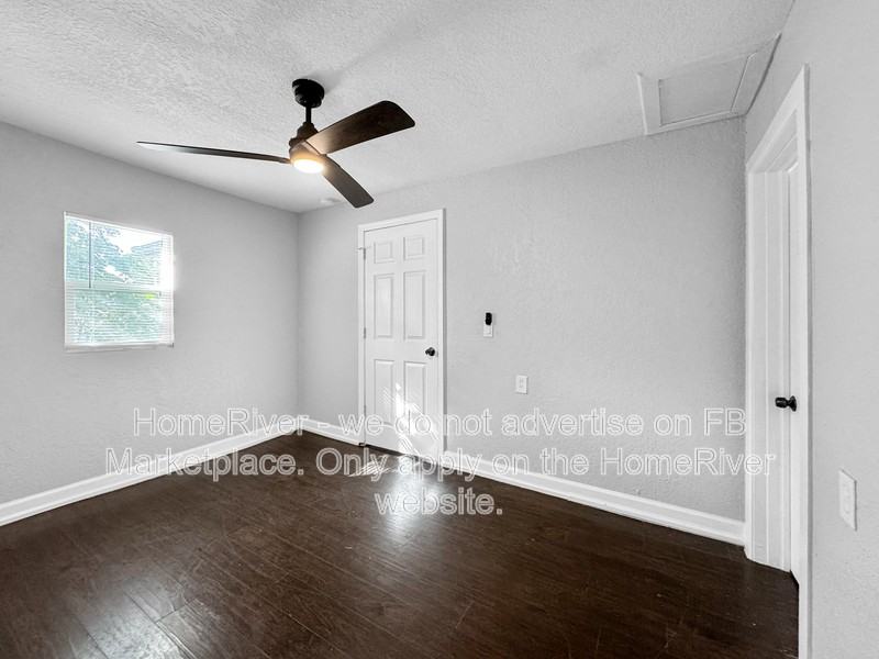 1410 E Waters Ave - Photo 6 of 19