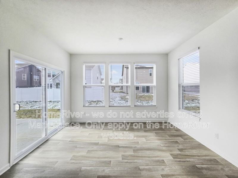 1088 Bevy Blvd - Photo 4 of 26